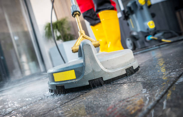Best Garage Pressure Washing  in Ferguson, MO